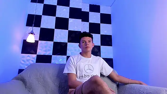 AndyFame1 online show from 09/18/25, 04:25