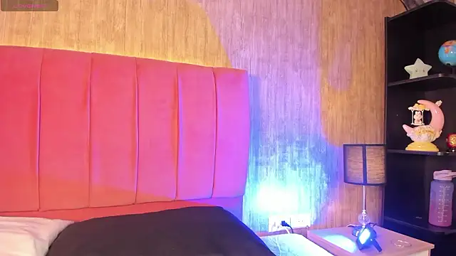 Kendra kobein online show from 02/28/26, 08:21