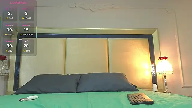 CharlesBrown  online show from 09/27/25, 02:00