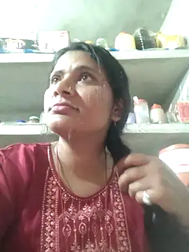 couple 71 online show from 02/13/26, 12:01