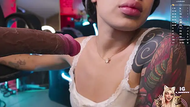 Miila snow online show from 02/18/26, 11:39