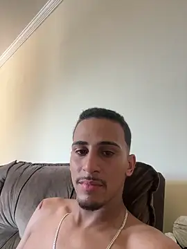 Snapshot of thdzim chatting on 03/06/26, 06:48 thdzim online show from 03/06/26, 06:48