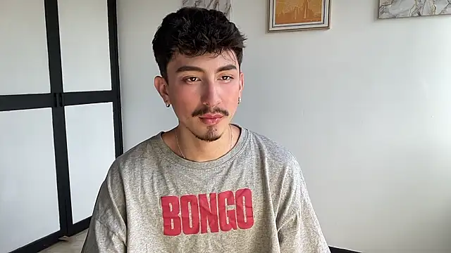 sweettaaron01 online show from 02/27/26, 07:14