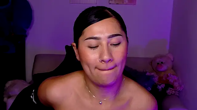 evelyn ch  online show from 02/13/26, 07:10