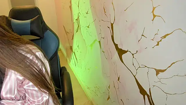 Scarbadgirl  online show from 04/24/26, 04:04