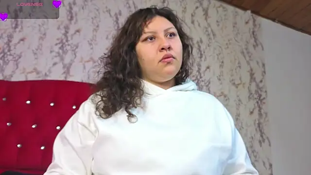 Larissa Antonella online show from 09/28/25, 07:52