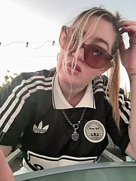 Granlady7 online show from 04/18/26, 09:37