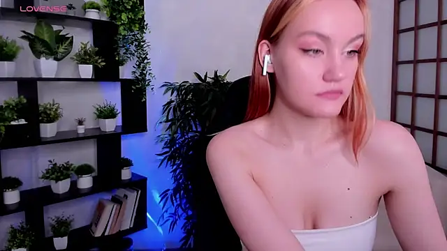 Ida FaneStain online show from 11/16/25, 02:39