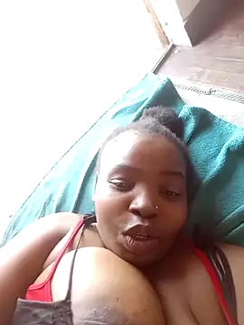 Snapshot of ShySexyBaddiexx chatting on 10/25/25, 11:40 ShySexyBaddiexx online show from 10/25/25, 11:40