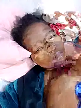 Snapshot of ShySexyBaddiexx chatting on 10/29/25, 11:45 ShySexyBaddiexx online show from 10/29/25, 11:45