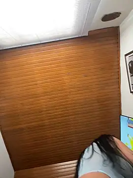 Snapshot of oh_nina chatting on 11/02/25, 08:22 oh nina online show from 11/02/25, 08:22