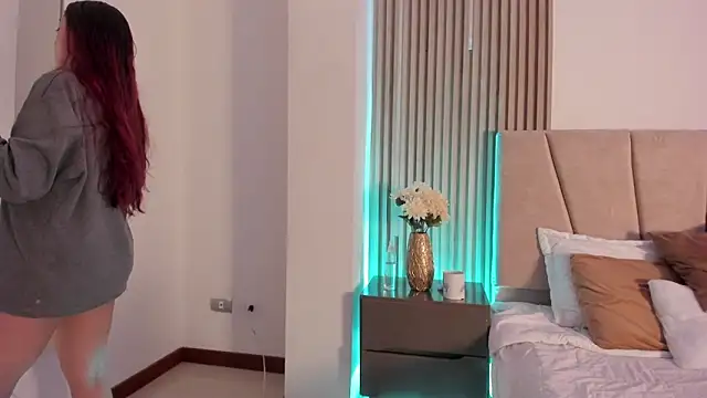 Victoria Beaumont online show from 03/31/26, 11:54