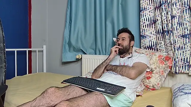 flydirty online show from 11/26/25, 10:33