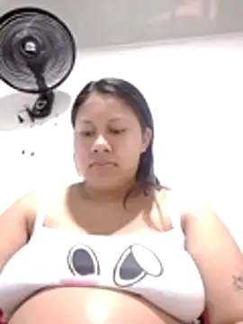 Snapshot of Hot_Rihanna chatting on 03/02/26, 02:57 Hot Rihanna online show from 03/02/26, 02:57