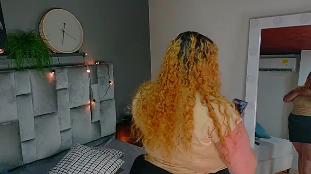 JenaCooper  online show from 12/04/25, 07:33