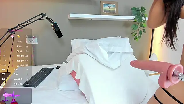 natasha ary online show from 11/28/25, 02:20