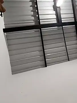 Hiroshi Shen online show from 10/29/25, 10:17