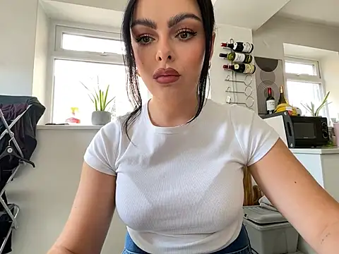 FrancescaXO online show from 06/04/26, 12:55