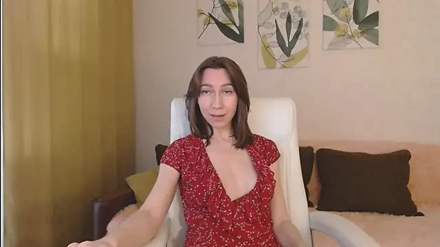 Snapshot of GoodGlamorGirl chatting on 02/10/25, 08:09 GoodGlamorGirl online show from 02/10/25, 08:09