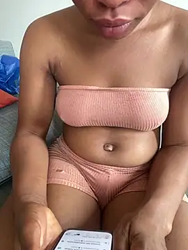 PrettyNina77 online show from 01/11/26, 10:31