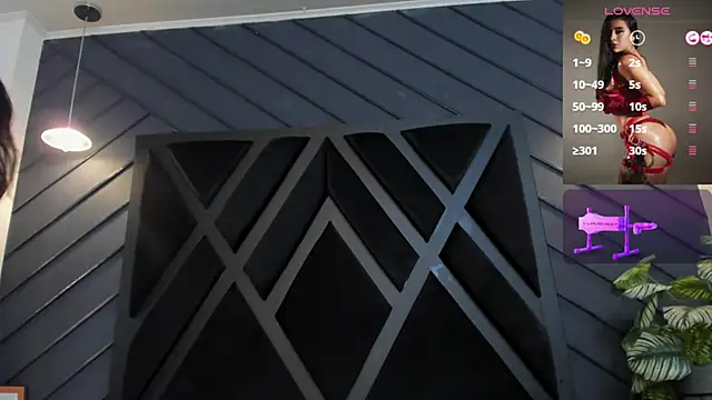 zoe martins  online show from 10/24/25, 06:04