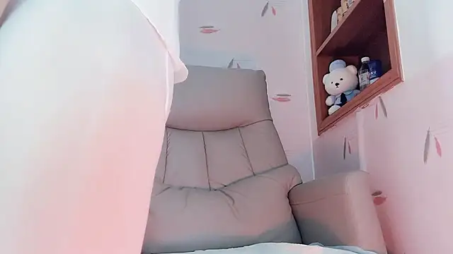 Eve5215 online show from 11/28/25, 03:25