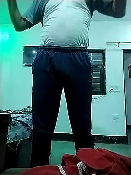 Dickdelhi online show from 10/03/25, 01:30