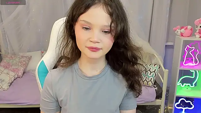 EmilyChaves online show from 01/16/26, 07:01