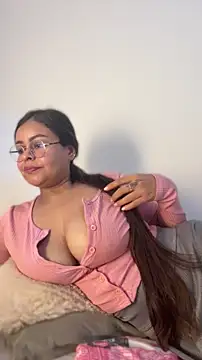 sweet shadil  online show from 06/04/26, 12:55