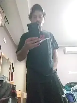 Snapshot of jvdzj-0_ chatting on 10/03/25, 01:24 jvdzj-0  online show from 10/03/25, 01:24