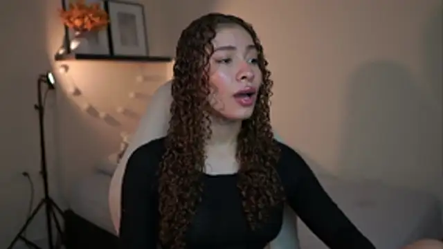 isabella-garcia- online show from 02/11/26, 02:49