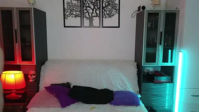 Lila West online show from 02/08/25, 06:33