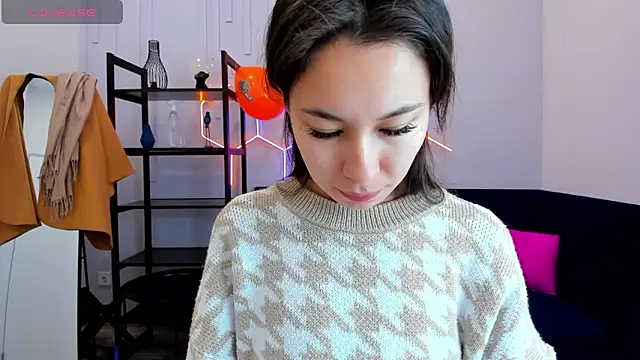 Kat  cat online show from 10/01/25, 02:39