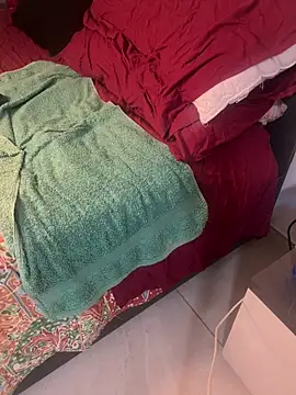 Eris  online show from 04/14/26, 06:30