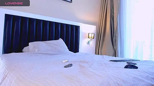 Snapshot of marrenaa chatting on 11/30/25, 07:12 marrenaa online show from 11/30/25, 07:12