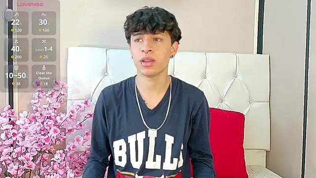 Axel  Evans online show from 10/20/25, 12:16