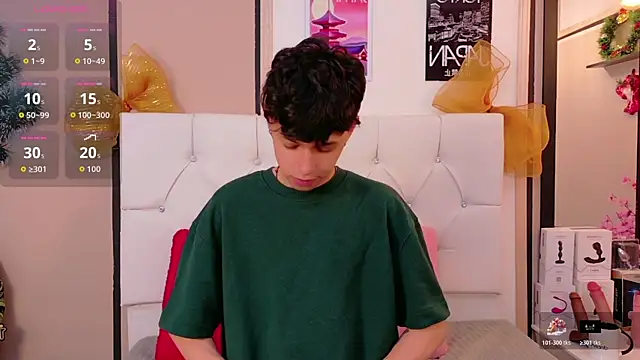 Snapshot of Axel__Evans chatting on 12/18/25, 01:17 Axel Evans online show from 12/18/25, 01:17