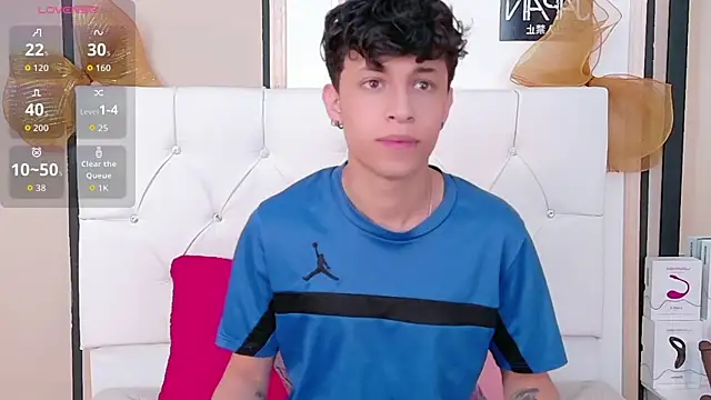 Snapshot of Axel__Evans chatting on 01/06/26, 12:09 Axel Evans online show from 01/06/26, 12:09