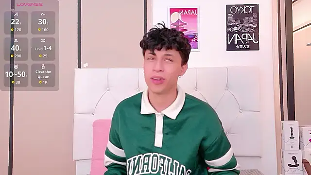 Snapshot of Axel__Evans chatting on 01/15/26, 12:54 Axel Evans online show from 01/15/26, 12:54