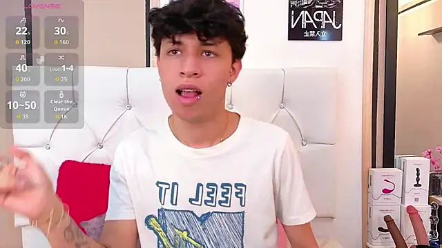 Snapshot of Axel__Evans chatting on 02/05/26, 01:38 Axel Evans online show from 02/05/26, 01:38