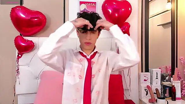 Snapshot of Axel__Evans chatting on 02/14/26, 01:08 Axel Evans online show from 02/14/26, 01:08