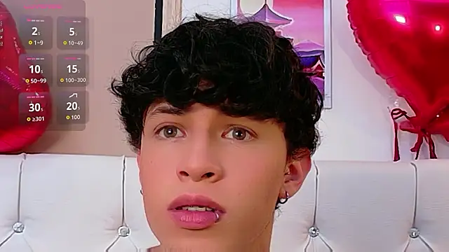 Snapshot of Axel__Evans chatting on 02/21/26, 01:23 Axel Evans online show from 02/21/26, 01:23