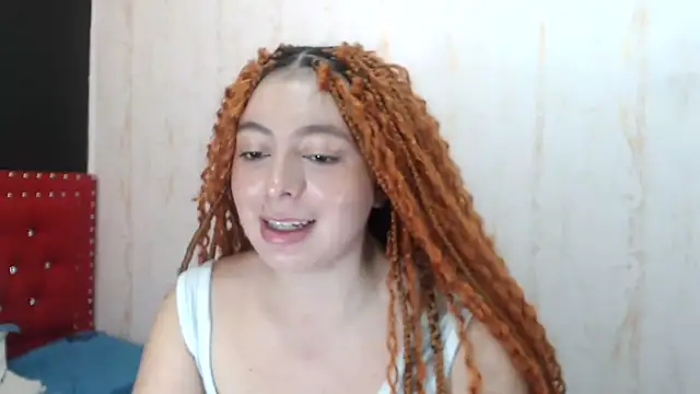 MiaKimky online show from 12/15/25, 04:22