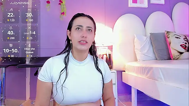 Snapshot of my_aleja_ chatting on 11/05/25, 02:50 my aleja online show from 11/05/25, 02:50