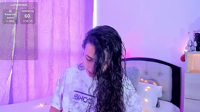 Snapshot of my_aleja_ chatting on 01/18/26, 03:27 my aleja online show from 01/18/26, 03:27