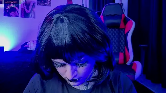 Snapshot of Mariana_velezz chatting on 10/23/25, 01:16 Mariana velezz online show from 10/23/25, 01:16