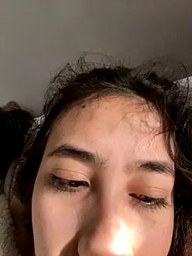 juliie star online show from 10/15/25, 12:05