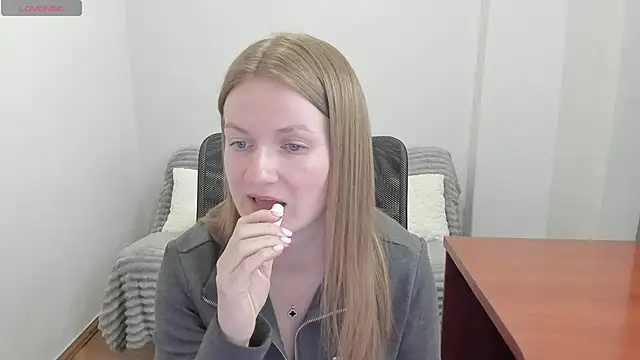 Alisha Skyes online show from 04/09/26, 08:25