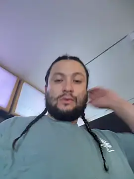 Snapshot of You-father chatting on 07/01/26, 10:17 You-father online show from 07/01/26, 10:17