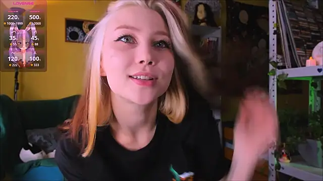 Nicole matt online show from 10/26/25, 11:49